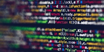 3 Bahasa Pemrograman Wajib untuk Web Developer